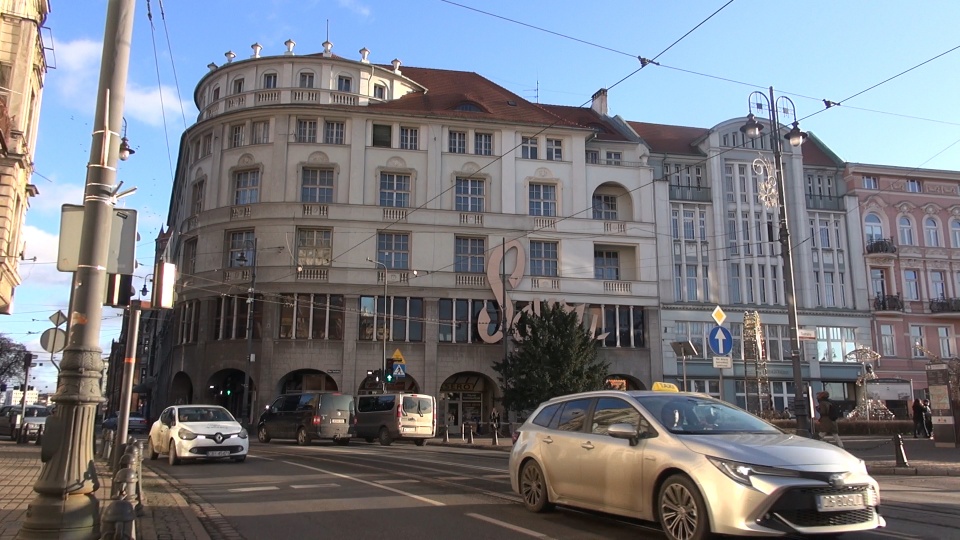 Budynek Savoyu w Bydgoszczy zostanie sprzedany w trybie bezprzetargowym. Ma być przeznaczony na cele edukacyjne. (jw)