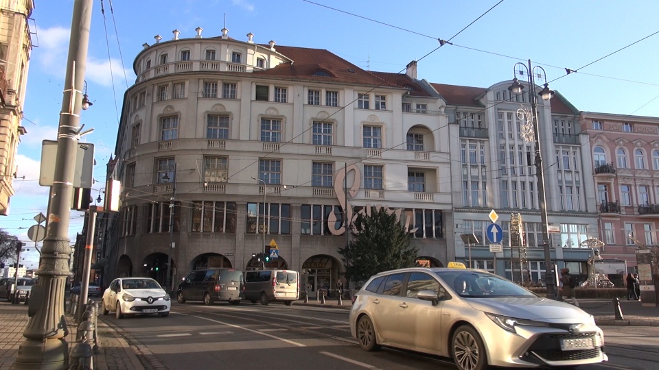Budynek Savoyu w Bydgoszczy zostanie sprzedany w trybie bezprzetargowym. Ma być przeznaczony na cele edukacyjne. (jw)