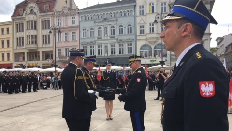 Strażacy z bydgoskiego garnizonu obchodzili Dzień Strażaka. Były odznaczenia, a potem wspólna zabawa./fot. Elżbieta Rupniewska