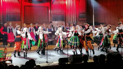 Koncert „Dla Ciebie Mamo" Zespołu Pieśni i Tańca Ziemia Bydgoska/fot. mg