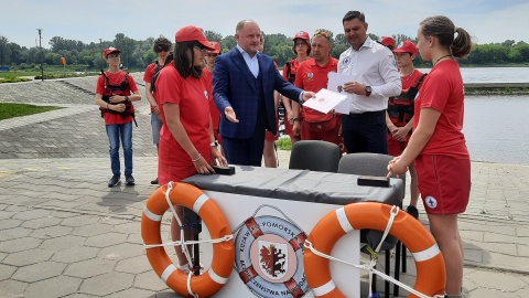 Wsparcie z budżetu województwa przekazywane jest każdego roku na patrolowanie zbiorników wodnych i zapewnienie bezpieczeństwa nad wodą w okresie wakacyjnym. W tym roku jest to 120 tysięcy złotych./fot. Monika Kaczyńska