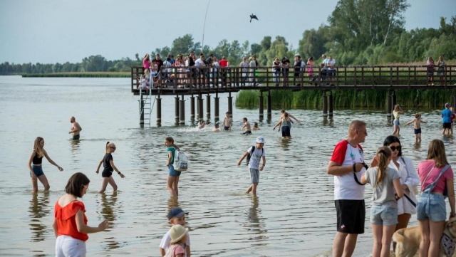 Jak zadbać o bezpieczeństwo nad wodą Warto zajrzeć do Serwisu Kąpieliskowego