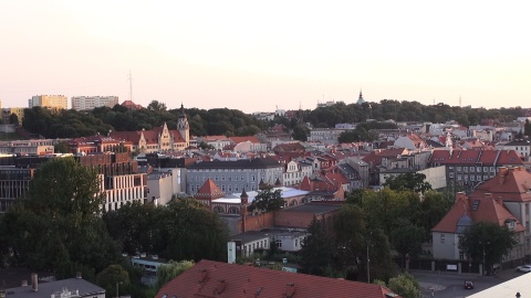 Bydgoszcz z dachu Hotelu Focus. (jw)
