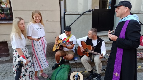 Cel Jasna Góra! Pielgrzymi z Torunia rozpoczęli modlitewną wędrówkę do Częstochowy. Fot. Michał Zaręba