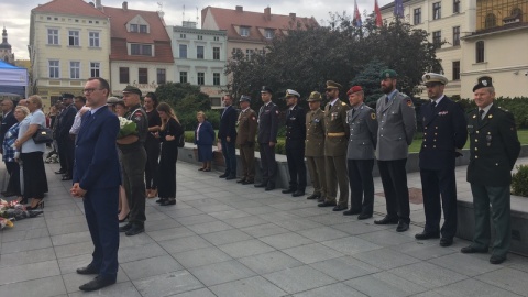 83. rocznica wybuchu II wojny światowej. Obchody na Starym Rynku w Bydgoszczy./fot. Elżbieta Rupniewska