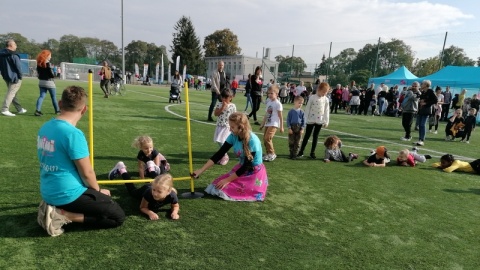 Rodzinny piknik i Wielki Mecz Charytatywny – dziennikarze kontra samorządowcy - takie wydarzenie odbyło się w niedzielę na stadionie miejskim w Fordonie./fot. Edyta Krężel