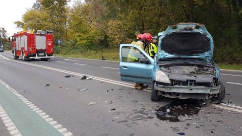 Na ul. Gdańskiej ok. 15.00 zderzyły się dwa samochody osobowe./fot. Bydgoszcz998, Facebook