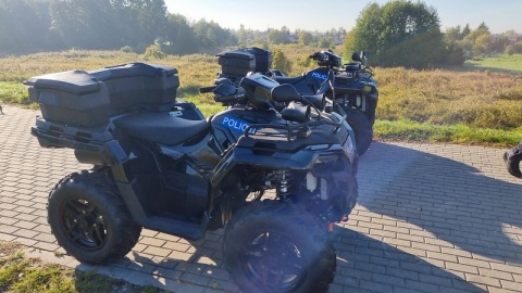Łódź motorowa, quady, rowery elektryczne, skuter i radiowozy - policja wodna z Włocławka dostała nowy sprzęt, którego wartość sięga bez mała 2 milionów złotych./fot. Policja