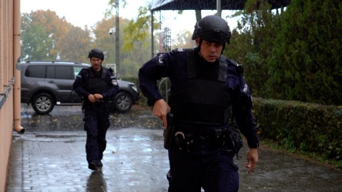 Ćwiczenia służb w Zespole Szkół Centrum Kształcenia Rolniczego w Bielicach/fot. materiały policji