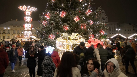 Jarmark Świąteczny w Bydgoszczy otwarty. (jw)