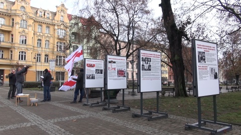 Protest Białorusinów na placu Wolności w Bydgoszczy/jw