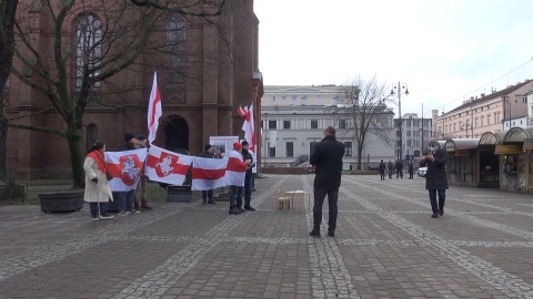 Protest Białorusinów na placu Wolności w Bydgoszczy/jw