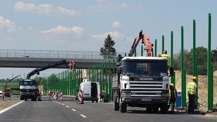 Drogowcy przygotowują się do udrożnienia obu jezdni drogi ekspresowej S5 na odcinku prowadzącym z Bydgoszczy do Świecia. Fot. GDDKiA