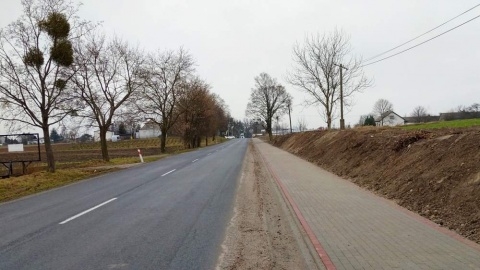 Z końcem grudnia oddano do użytku dwie nowe ścieżki pieszo-rowerowe wybudowane w ramach Drogowej Inicjatywy Samorządowej (DIS). Fot. KPUM