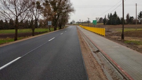 Z końcem grudnia oddano do użytku dwie nowe ścieżki pieszo-rowerowe wybudowane w ramach Drogowej Inicjatywy Samorządowej (DIS). Fot. KPUM