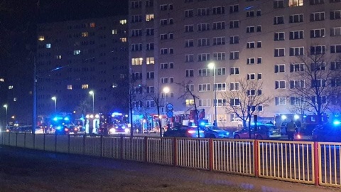 Pożar wieżowca przy ul. Gagarina w Toruniu/fot. PSP Toruń, Facebook