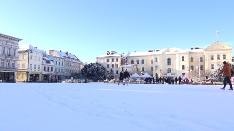 Raj dla dzieci i dla fotografów. Dla kierowców zmora.../fot. Janusz Wiertel