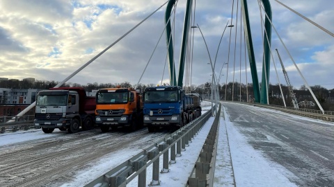 Próby obciążeniowe Mostu Uniwersyteckiego w Bydgoszczy./fot. ZDMiKP Bydgoszcz