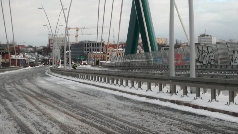 Próby obciążeniowe Mostu Uniwersyteckiego w Bydgoszczy./fot. Monika Siwak