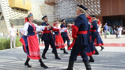Zespół Pieśni i Tańca Ziemia Bydgoska na Expo w Dubaju/fot. Facebook