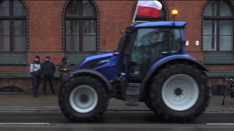 Protest rolników pod Urzędem Wojewódzkim w Bydgoszczy (jw)