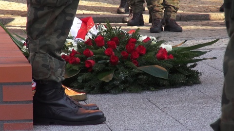 Uroczystość 41. rocznicy Prowokacji Bydgoskiej na Placu Kościeleckich (jw)