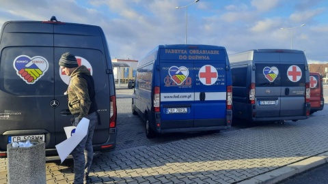 Z Bydgoszczy po raz piąty wyruszył konwój na Ukrainę organizowany przez Jacka Stielowa. Fot. Nadesłana