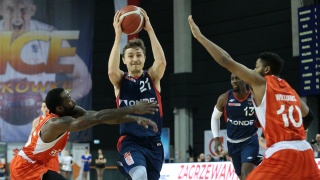 Energa Basket Liga  Udany debiut Karnowskiego, Pierniki pokonują GTK