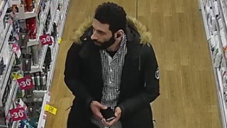 Wygląda na to, że bardzo chciał się ogolić. Policja szuka złodzieja golarek [zdjęcie]