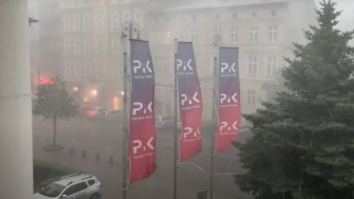 IMGW ostrzega przed burzami z gradem. Zjawiska mogą wystąpić na terenie całego województwa [wideo]