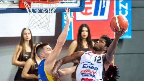 Energa Basket Liga - Astoria pokonuje Arkę, Pluta rzuca 31 punktów [wideo]