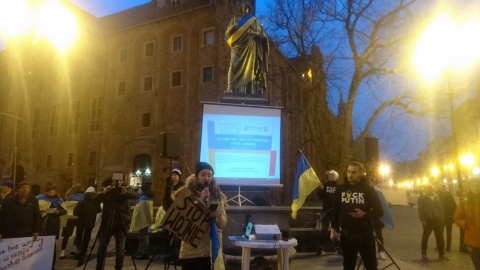 Solidarnościowa manifestacja w Toruniu. Apel o pokój