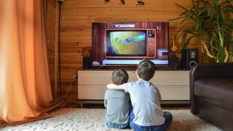 Wsparcie na zakup telewizora lub dekodera  tym projektem zajmie się Sejm