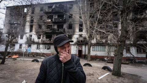 Torunianin na Ukrainie dokumentuje zbrodnie Rosjan i pomaga [zdjęcia]