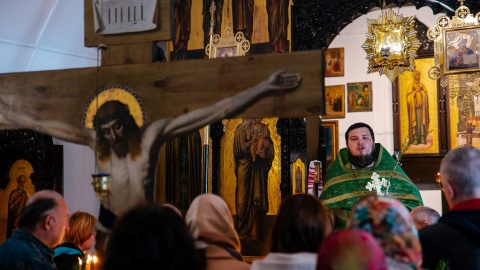 Wielki Piątek w obrządkach prawosławnym i grekokatolickim: adoracja płaszczanicy