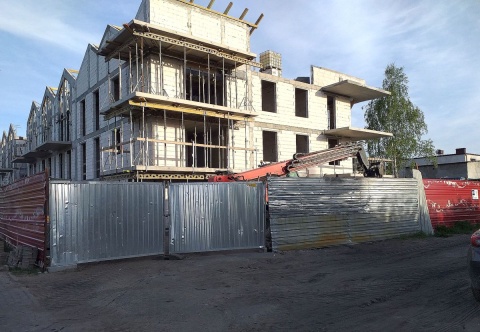 Toruń: bloki między domkami jednorodzinnymi Tego nie było w planach
