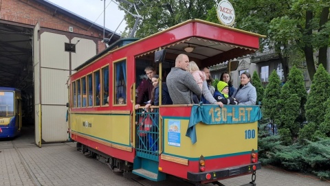 Toruńska zajezdnia tramwajowa pokazała się od kuchni. Gościom się podobało [zdjęcia, wideo]