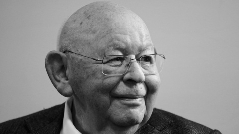 Kontrowersyjny polityk i dziennikarz. Nie żyje Jerzy Urban, miał 89 lat