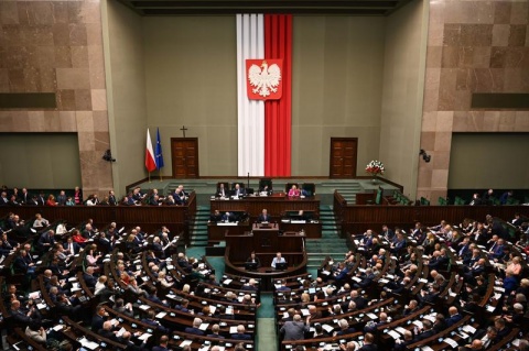 O ile wzrosną emerytury i renty Sejm przyjął nowelizację ustawy