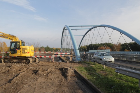 Rozbiórka wiaduktu na al. Armii Krajowej wstrzymana Powodem specjalne transporty z węglem