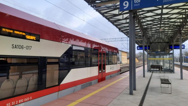 Odjechały pierwsze pociągi relacji ToruńSierpc. To linia z potencjałem [zdjęcia, wideo]