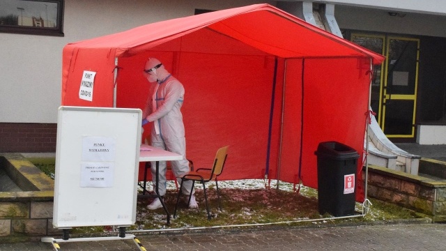 Ponad 70 punktów wymazowych, kilkanaście aptek. Sprawdź, gdzie zrobić test