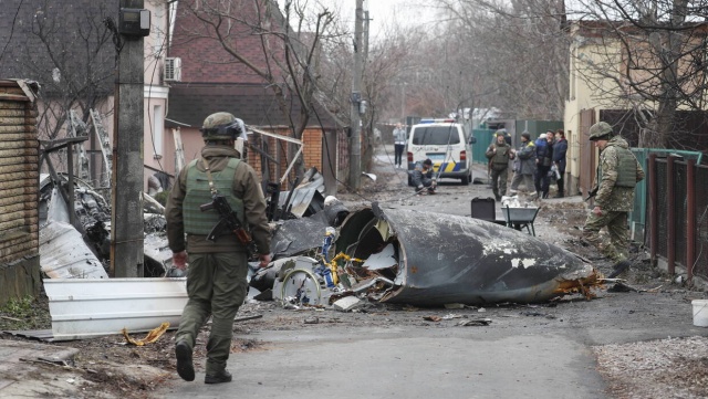 Humanitarne korytarze z Mariupola i Wołnowachy wstrzymane. Rosjanie złamali zawieszenie broni