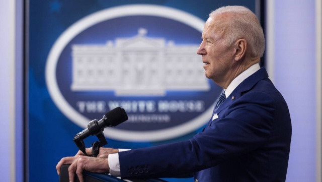 Prezydent Joe Biden wprowadza zakaz importu rosyjskiej ropy naftowej do USA