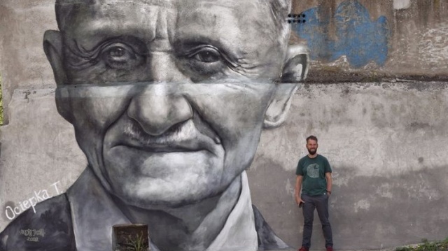 Teofil Ociepka na ścianie, czyli nowy mural w Bydgoszczy [wideo]