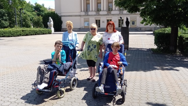 Osoby z niepełnosprawnościami potrzebują pomocy. Jest obywatelski projekt