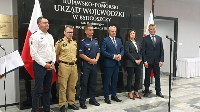 Kontrole kąpielisk, obozów i autokarów. Służby w regionie gotowe na wakacje