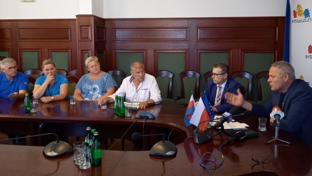 Impas w rozmowach załogi MZK z prezydentem Bydgoszczy. Co dalej z komunikacją [zdjęcia, wideo]