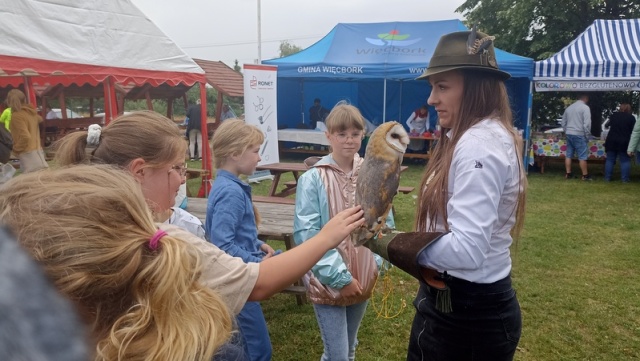 Cukiereczki na pikniku w Suchorączku. Zabawę znów połączono z edukacją [zdjęcia]