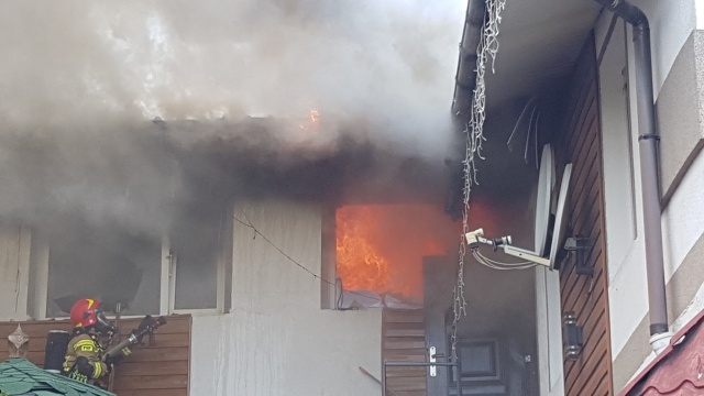 Po pożarze hostelu w Bydgoszczy: nie żyją trzy osoby, jedenaście jest poszkodowanych [wideo, zdjęcia]